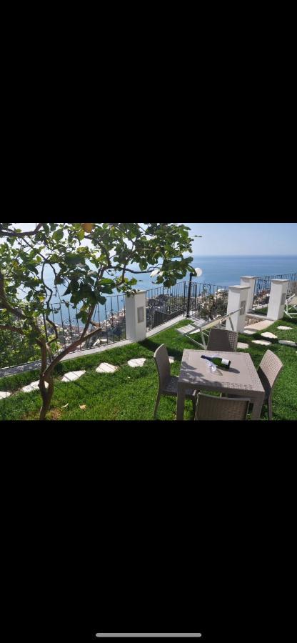 Gresy Appartamento Suite Positano Exterior photo